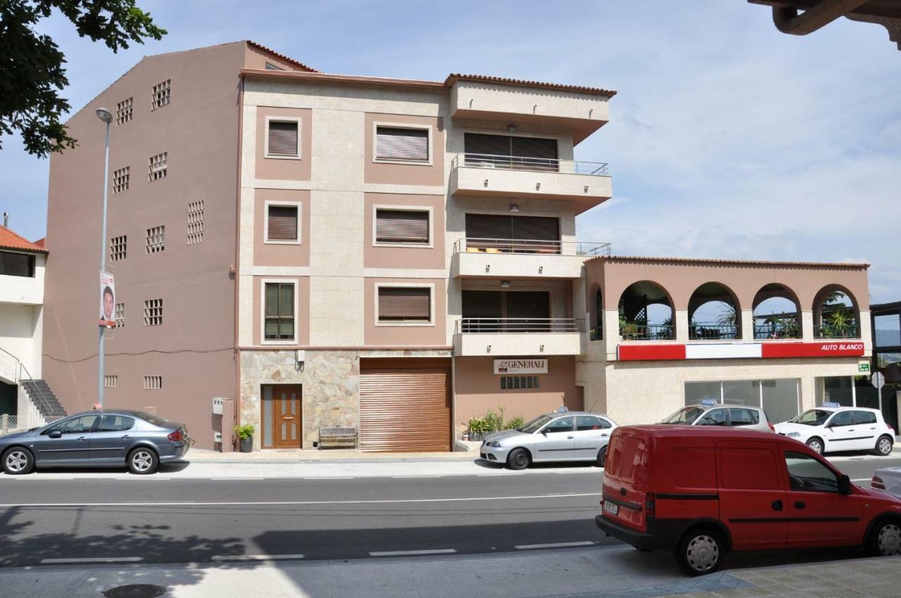 Apartamentos Blanco О Грове Екстериор снимка